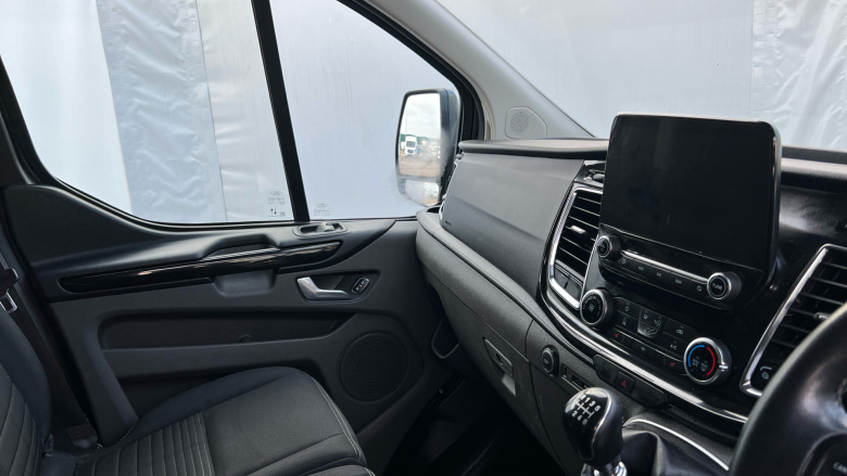 Ford Transit Custom 280 L1 Diesel Fwd 2.0 EcoBlue 130ps Low Roof Limited Van